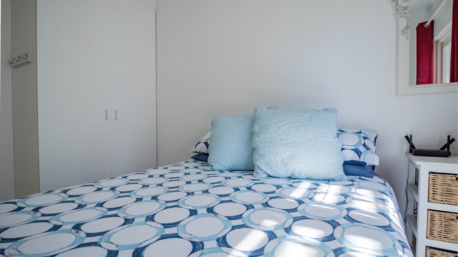 4 Bedroom Property for Sale in Yzerfontein Western Cape